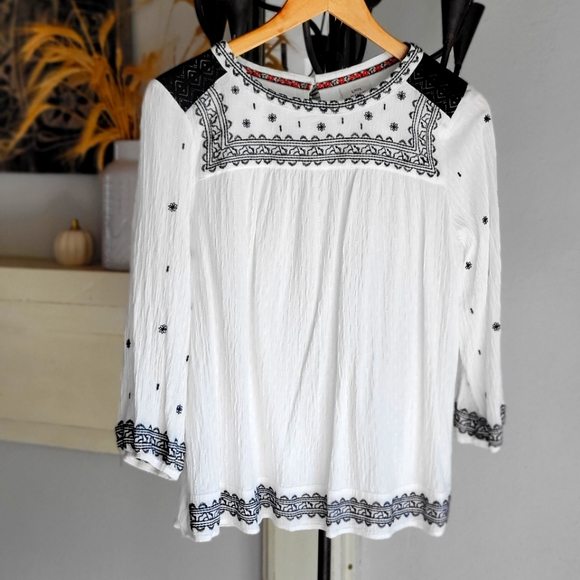 Knox Rose Tops - KNOX ROSE Embroidered boho blouse